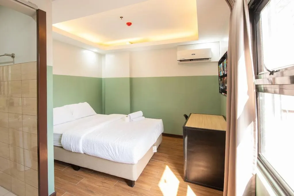 Apartment St. Marvin Studio Makati M206 Manila